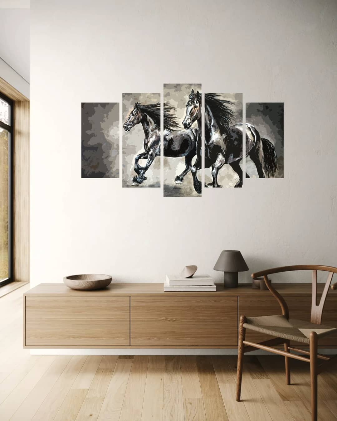 Black Stallions Galloping – 5 Panels Hierarchy