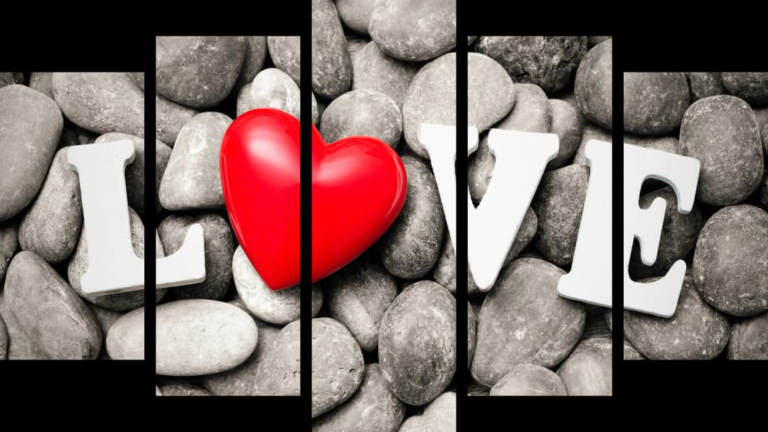 Love Heart Stones – 5 Panels Hierarchy