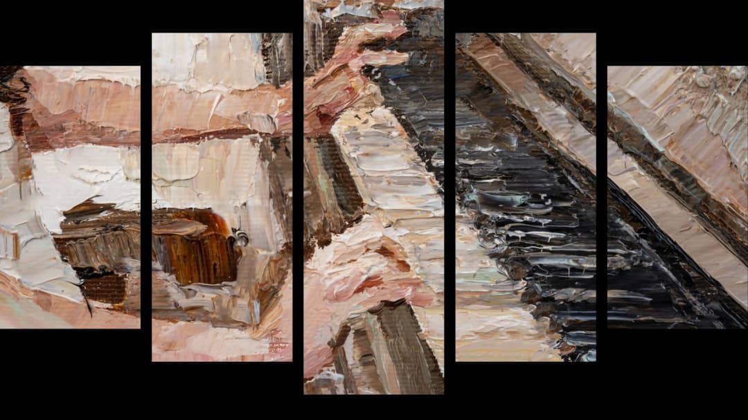Piano Keys Closeup – 5 Panels Hierarchy