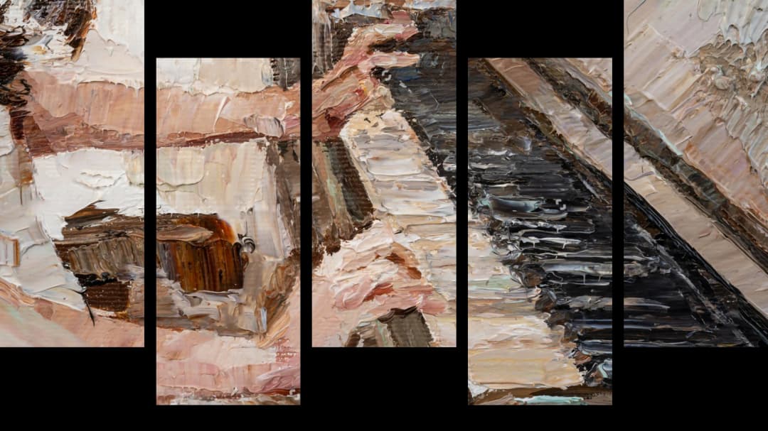 Piano Keys Closeup – 5 Panels Up & Down
